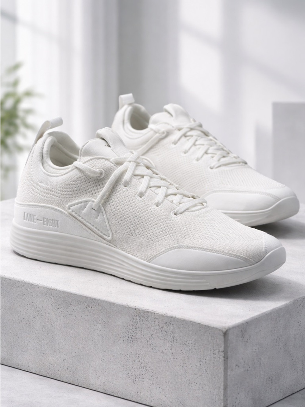 NWT Lane - Eight Unisex HIIT Trainer Shoe White  - Women Size 8.5